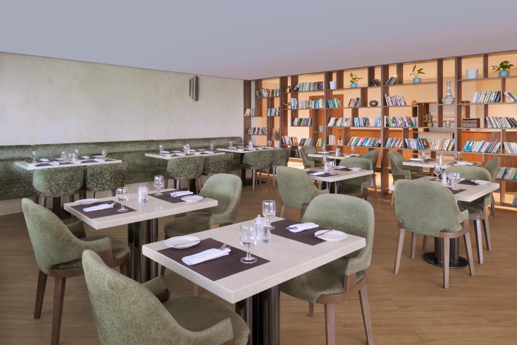 Moevenpick Downtown Aparthotel Dubai